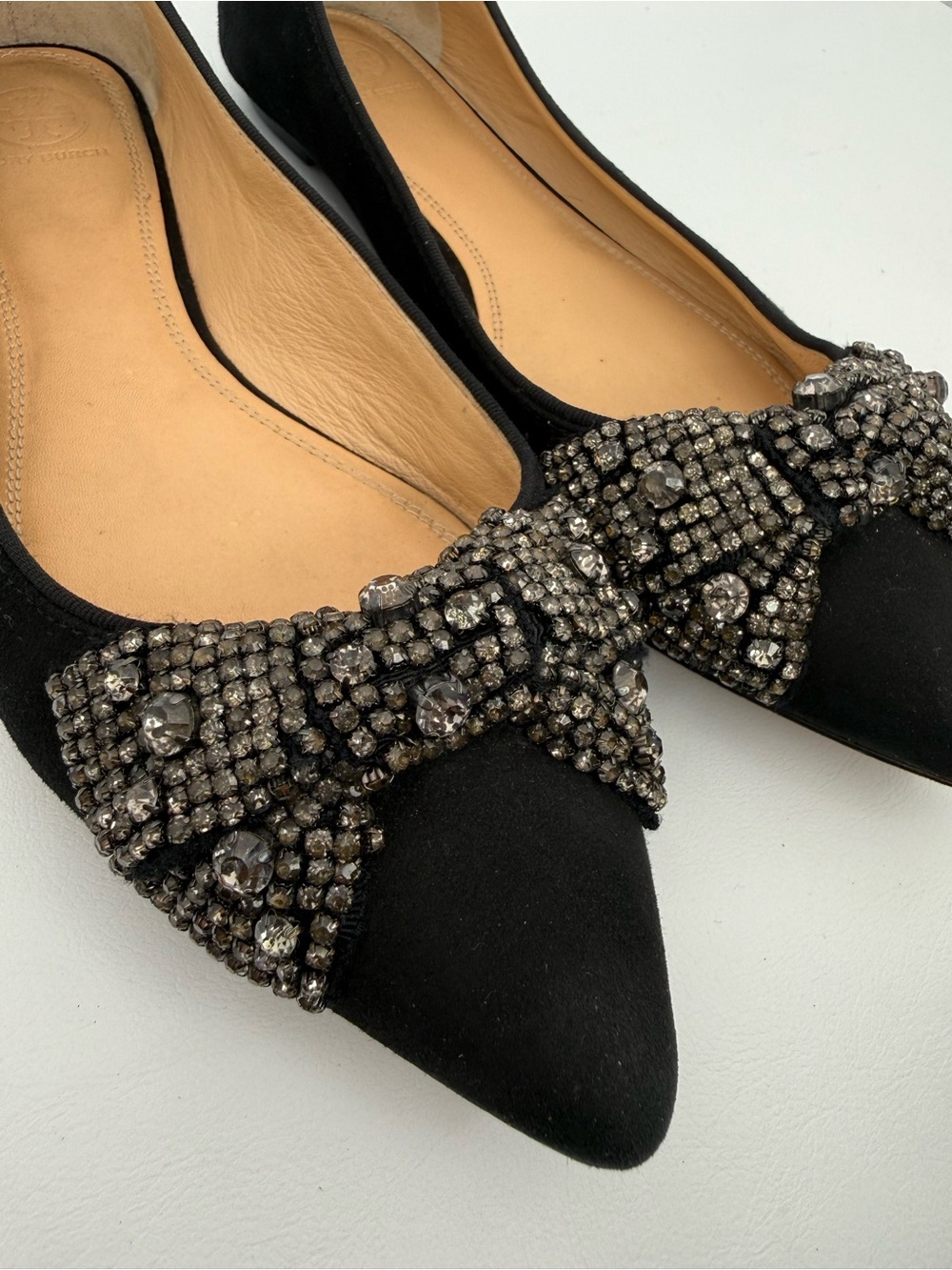 Tory Burch Vanessa Black Suede Pointed Toe Crystal -Bow Ballet Flat Sz 9.5 Prepp - Picture 13 of 17